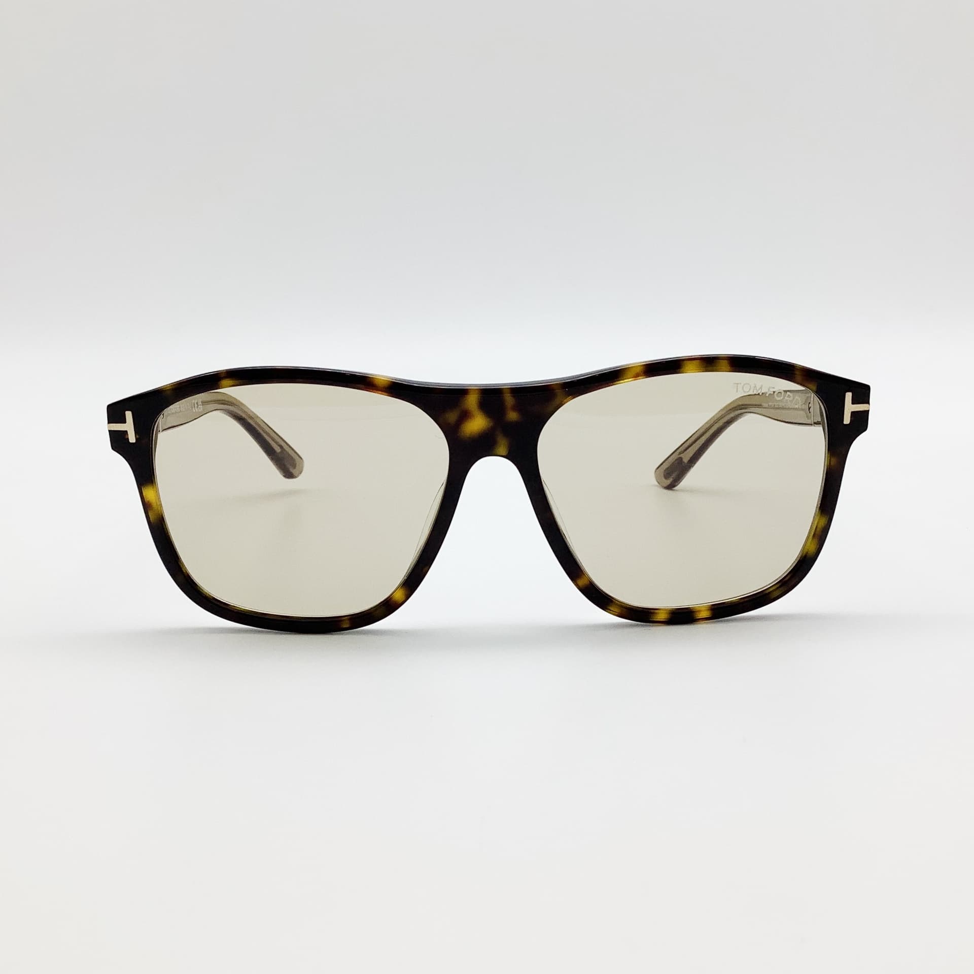 TOM FORD 1081